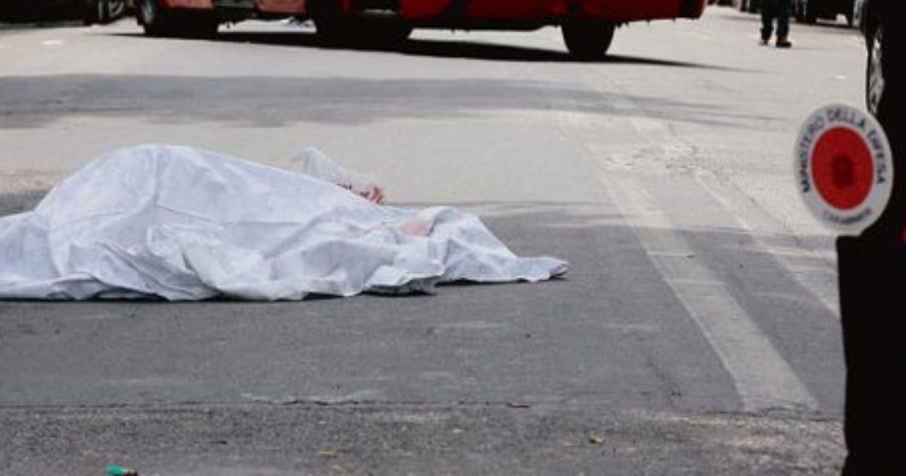 Precipita dal sesto piano