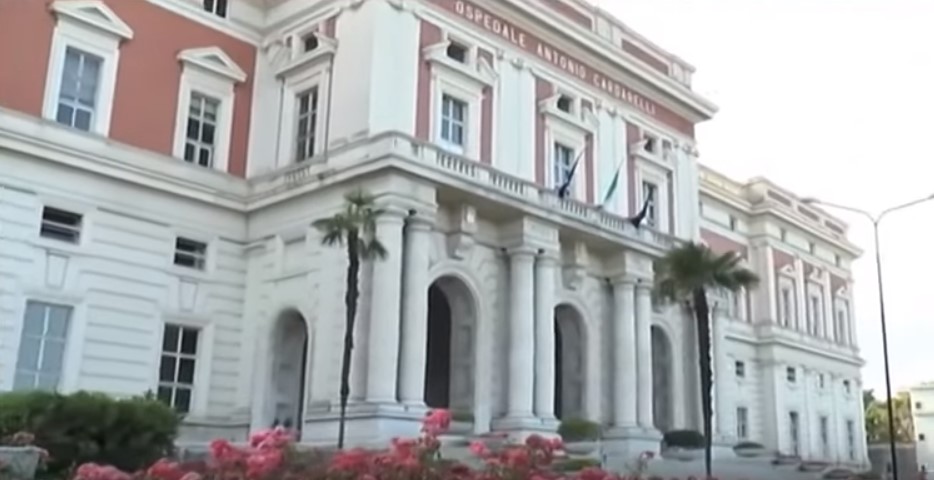 Notti romantiche al Cardarelli: sospesi dipendenti delle pulizie