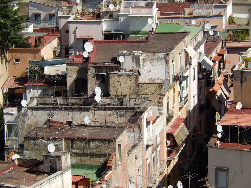 Napoli, Montecalvario: lite familiare causa una sparatoria e finisce nel sangue