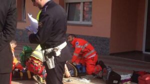 Avella, donna precipita dal balcone: muore dopo qualche ora in ospedale