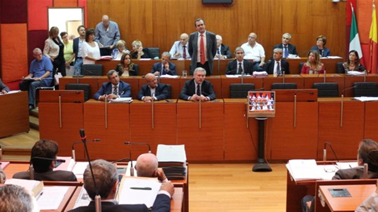 Comune di Napoli: approvate le delibere per le strutture sportive e i servizi sociali