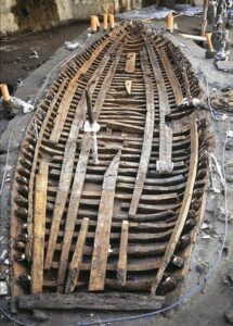 navi romani metropolitana napoli