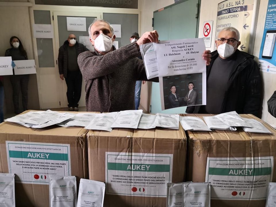 Emergenza covid-19, azienda cinese regala 25.000 mascherine FFP2 all'ASL Napoli 2 Nord