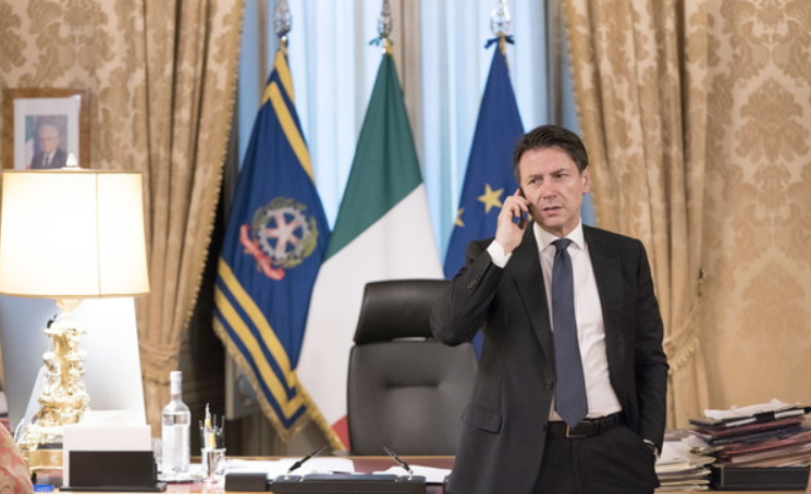 Coronavirus, il nuovo decreto del Governo: cosa cambia da domani