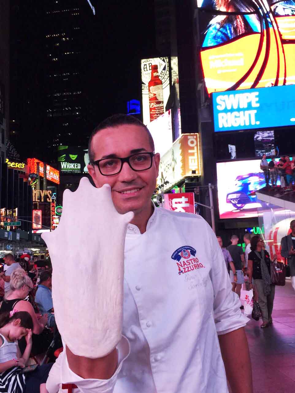 Gino Sorbillo, il famoso pizzaiolo è pronto ad aprire a New York