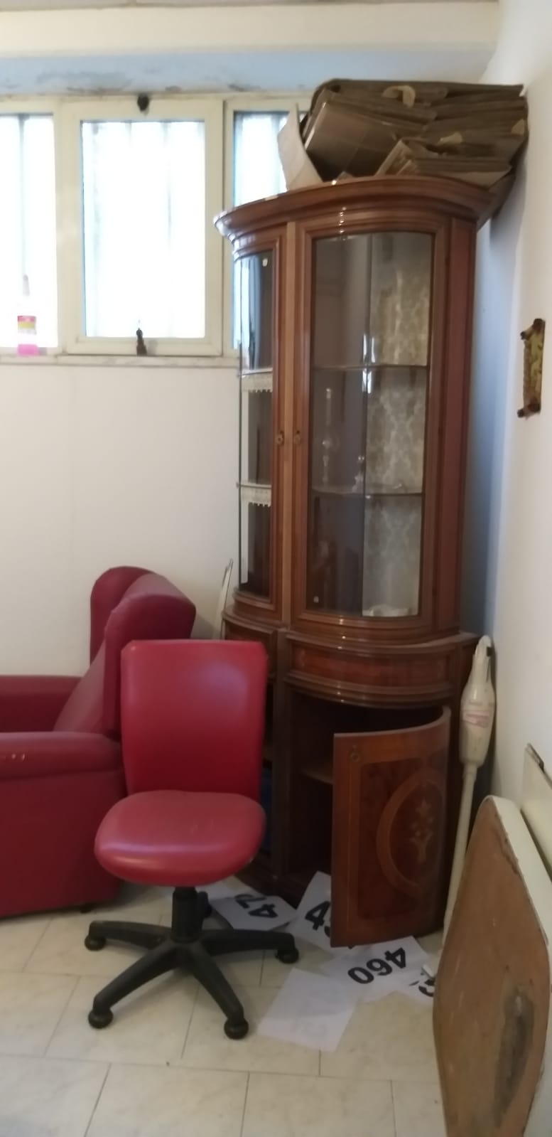 Anm, autista trovato a dormire in deposito durante il turno: aveva allestito una stanza