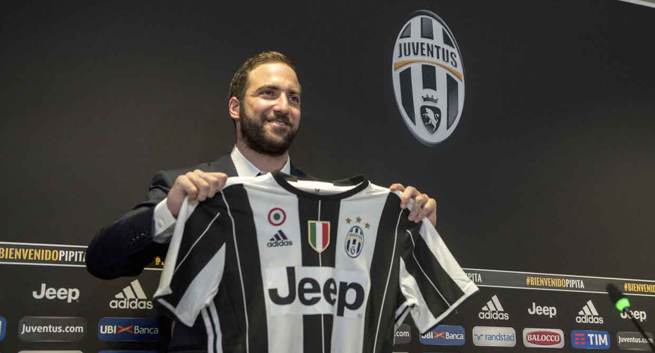 Paolo Sorrentino spiega cosa sono fede e tradimento parlando di Higuain