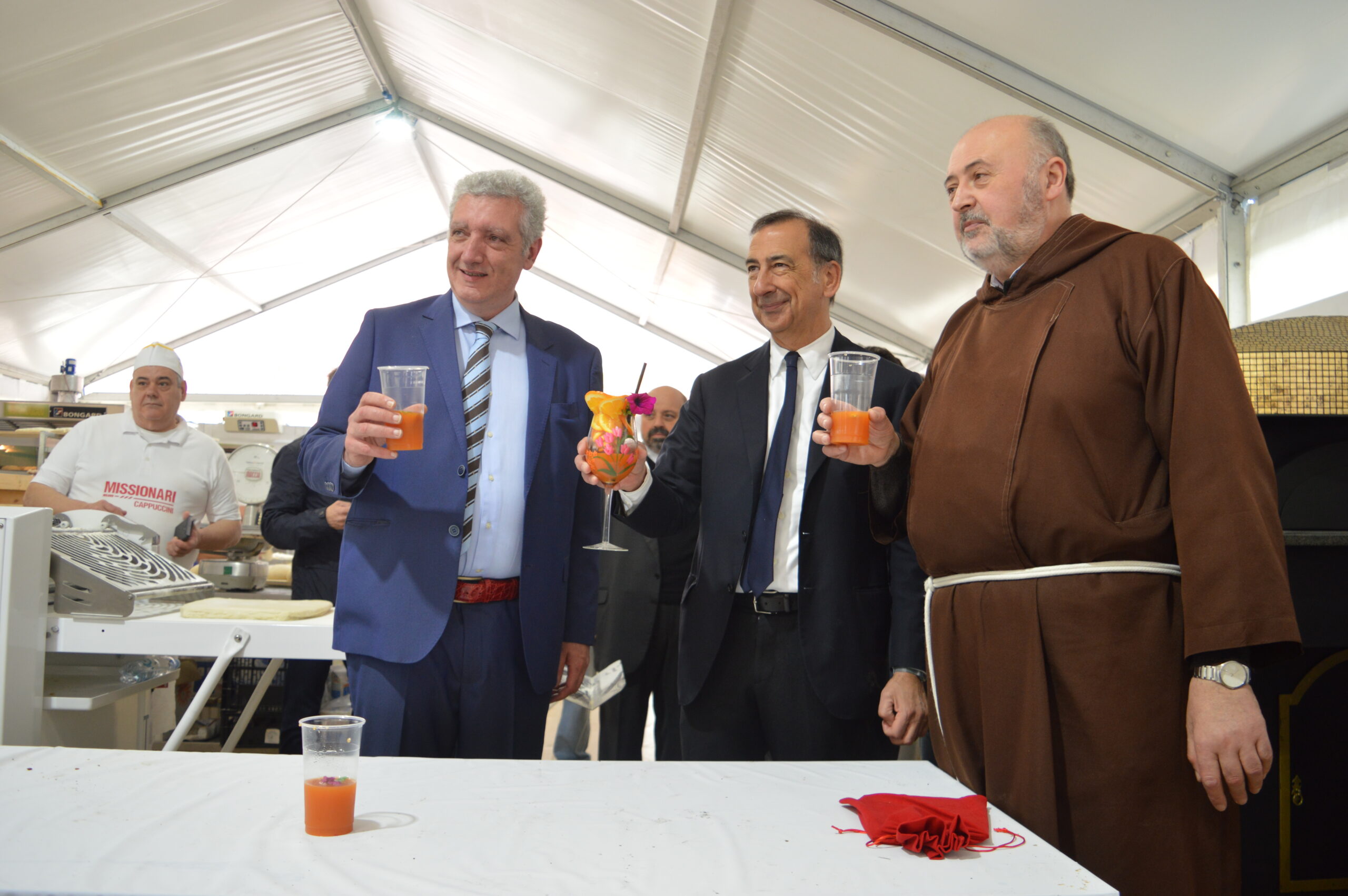 Ecco i campioni di solidarietà alla manifestazione 'Pane in piazza Milano '