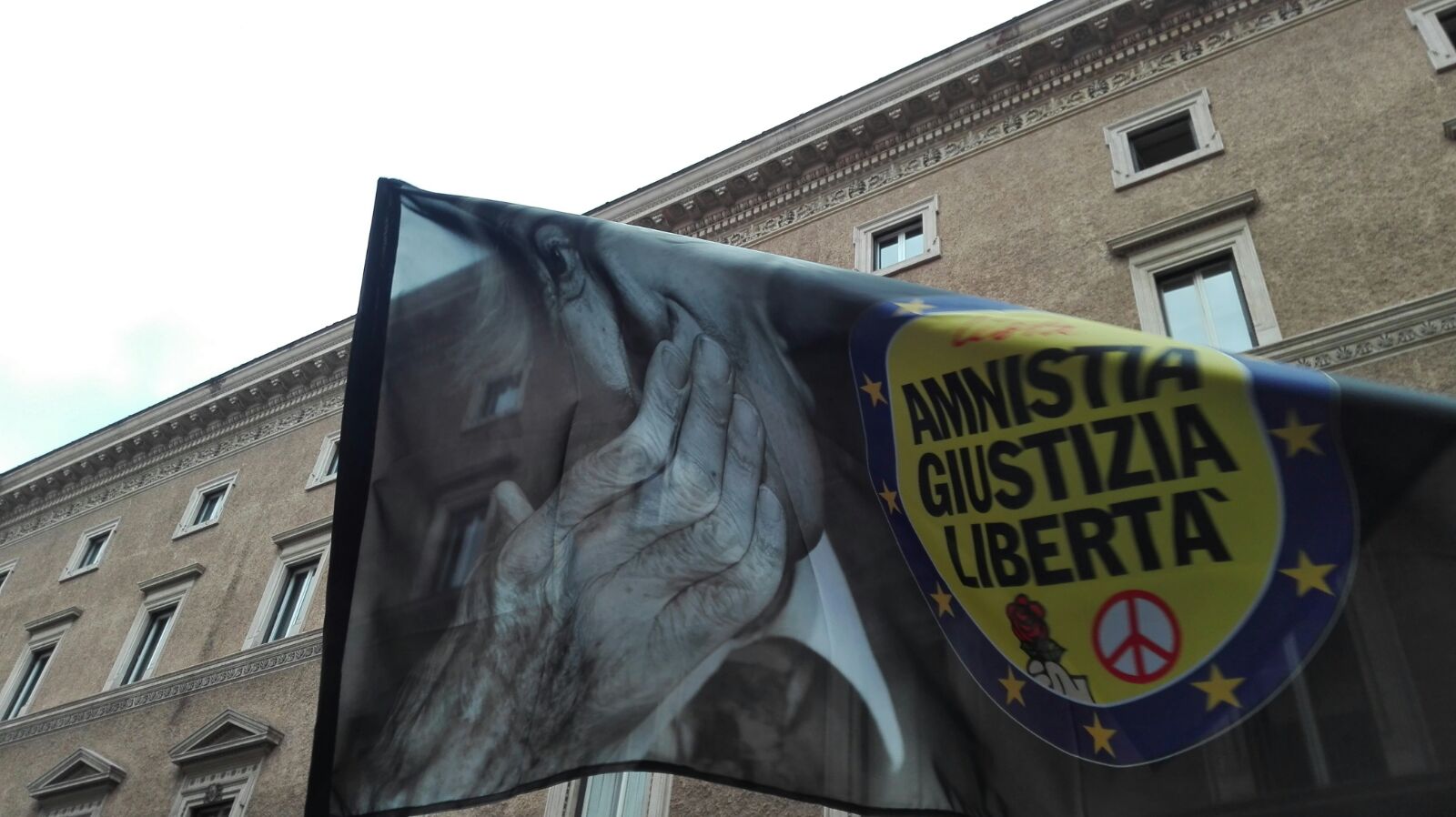 “Pennabianca”, gli Indiani Metropolitani di Napoli e la marcia per la giustizia promossa dal Partito Radicale