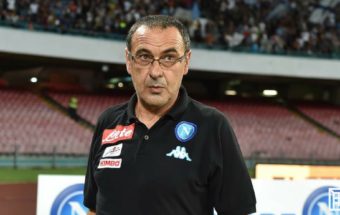 L'urlo "The Champions" del San Paolo e la reazione di Sarri