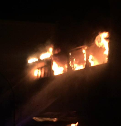 Incendio a Casavatore: di nuovo fiamme sulla circumvallazione