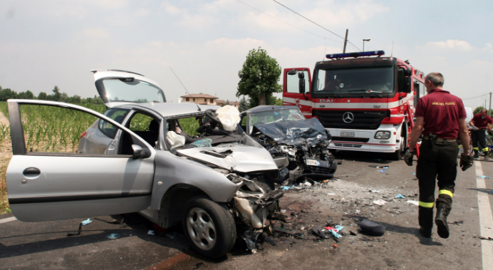 Tragico incidente stradale: muore giovane di 23 anni