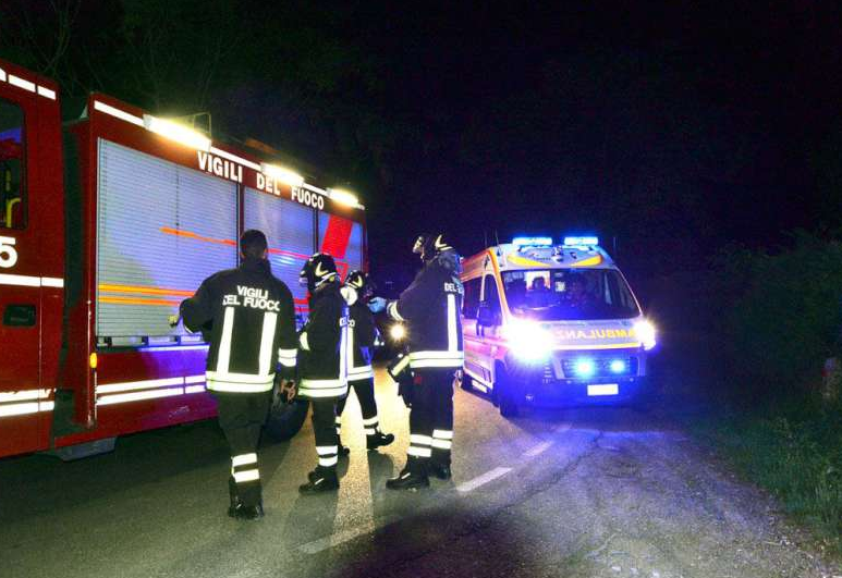 Caserta, scontro mortale tra due auto: una vittima