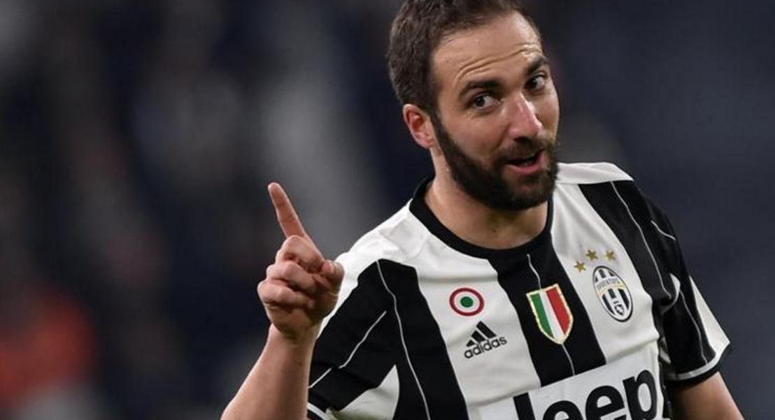 Gonzalo Higuain, le ultime parole sul Napoli fanno infuriare il tifo azzurro