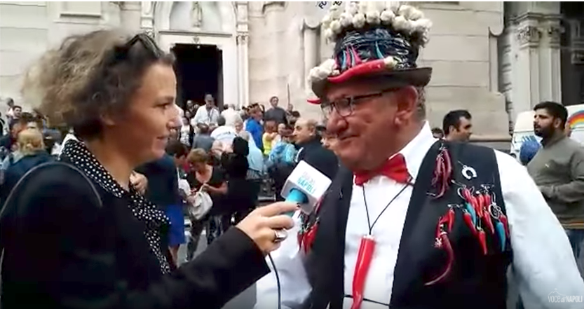 Miracolo di San Gennaro, gli auguri dei fedeli napoletani: "Pace, serenità e lo scudetto"