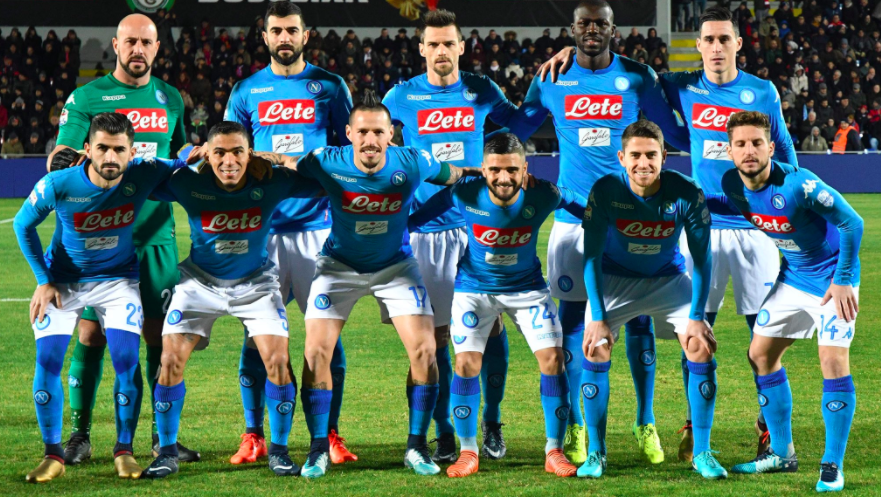 Il Napoli vince a Crotone ed è campione d'inverno