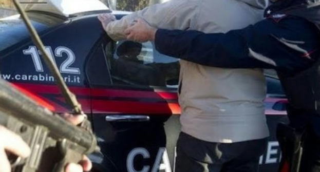 Racket, la vittima portata dal boss: intervengono i Carabinieri