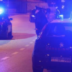 Napoli, agguato all'alba: 28enne ucciso a colpi d'arma da fuoco nella sua auto