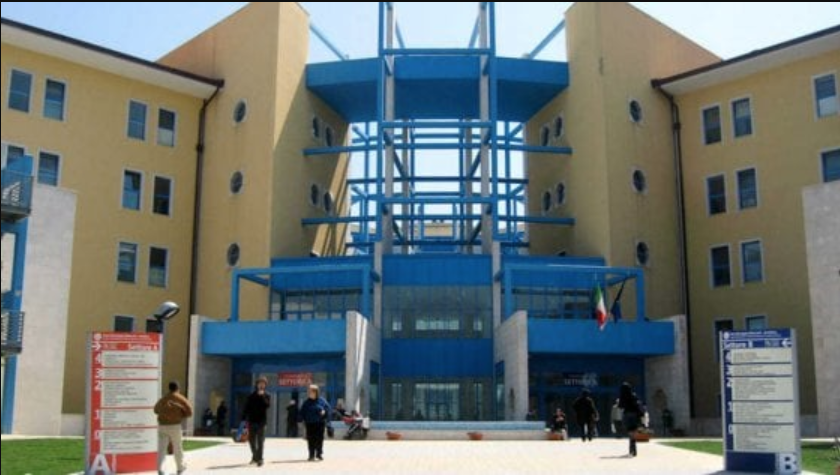 Avellino, furti in ospedale: rubati farmaci anti-tumore per oltre 1 milione di euro