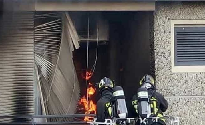 Sala Consilina, 86enne muore bruciata in casa