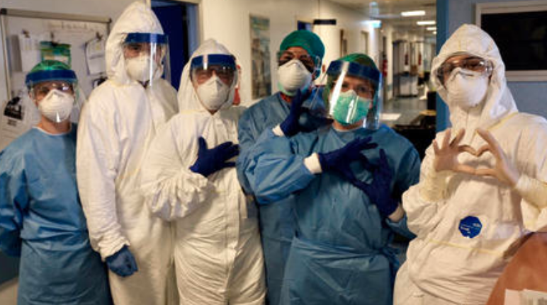 "Io milanese e isolato in Lombardia, faccio i complimenti alla Campania. Siamo tutti italiani"