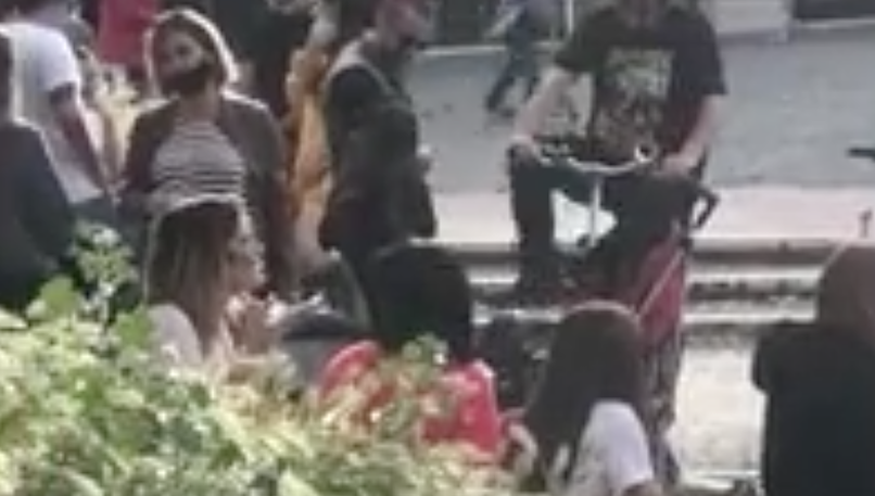 Roma come Milano, 'Fase2' con assembramenti e senza mascherine