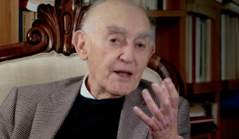 Napoli, l'appello della società civile per Aldo Masullo: "Dedichiamogli lo slargo al Vomero"