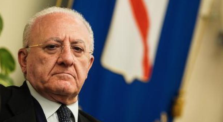 De Luca querelato dalla Lega: "Offende la memoria dei morti"