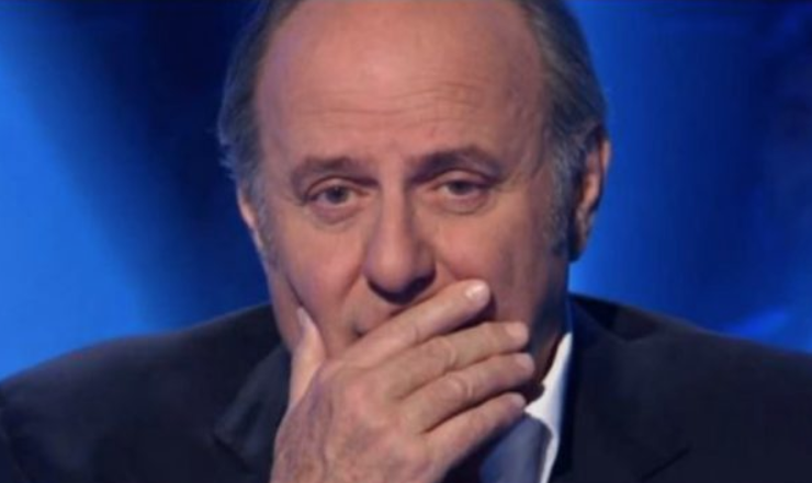 Paura per Gerry Scotti, il conduttore si fa male durante 'Tu si que vales'