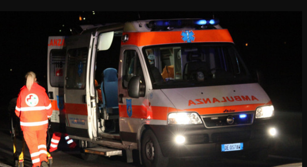Dramma in Campania, anziano investito da un'auto: muore poco dopo in ospedale