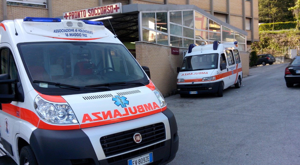 Dramma nel Casertano, donna di 59 anni si sente male e muore in ospedale 