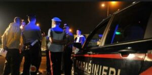 Commette due rapine, i carabinieri lo arrestano seguendo una scia di sangue