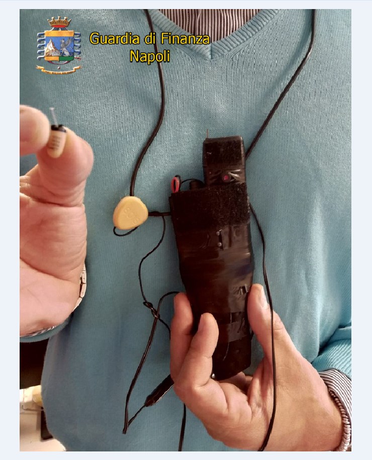 Caos carceri, scoppia la protesta della polizia penitenziaria: "Abbandonati dallo Stato"