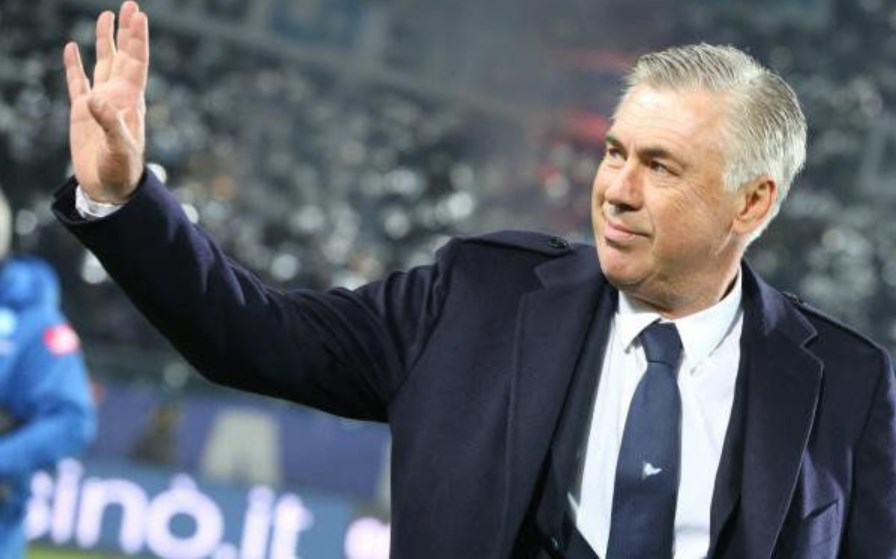 Ancelotti: "Napoli mi ha conquistato. Non venderemo, Juve forte ma la batteremo"