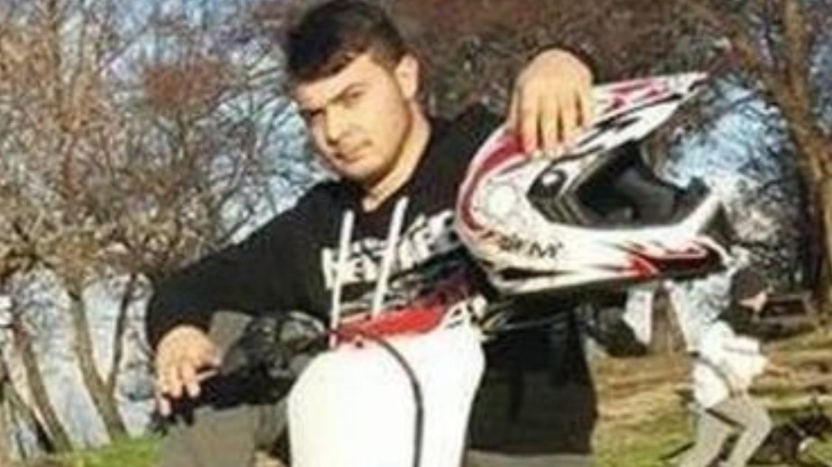 Addio Enzo, 20enne ucciso da un incidente in moto: era in coma da giorni