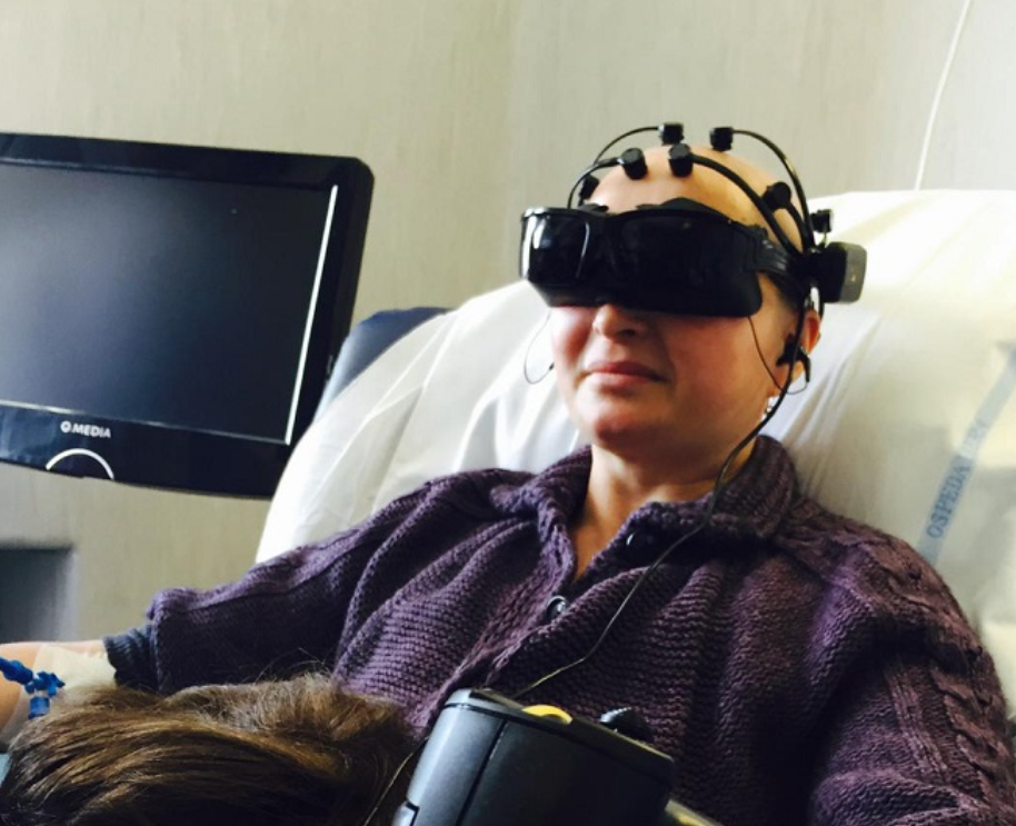 Arriva a Napoli la chemioterapia con la realtà virtuale: la svolta per alleviare dolore e stress psicologico 