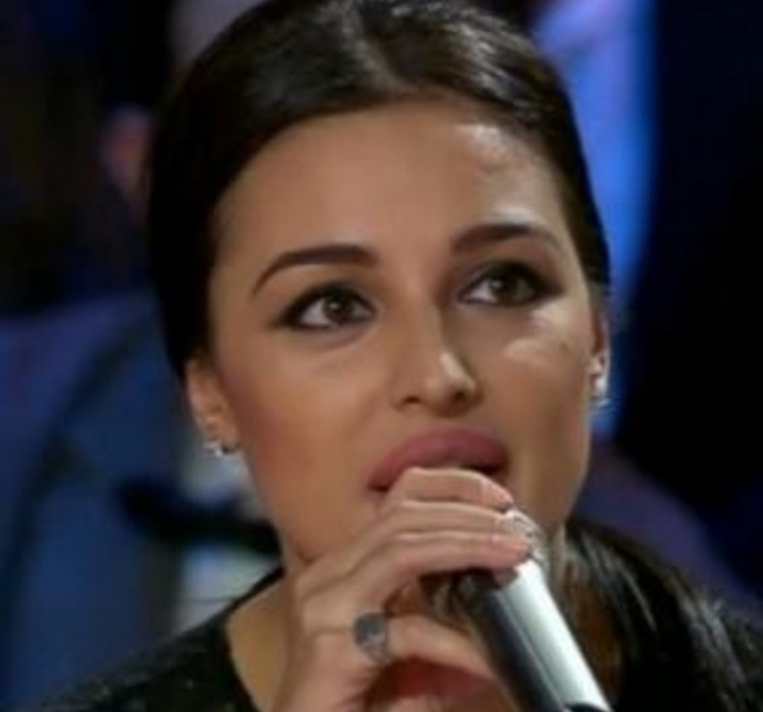 Le vere foto di Maria Teresa Buccino, la protagonista del video 