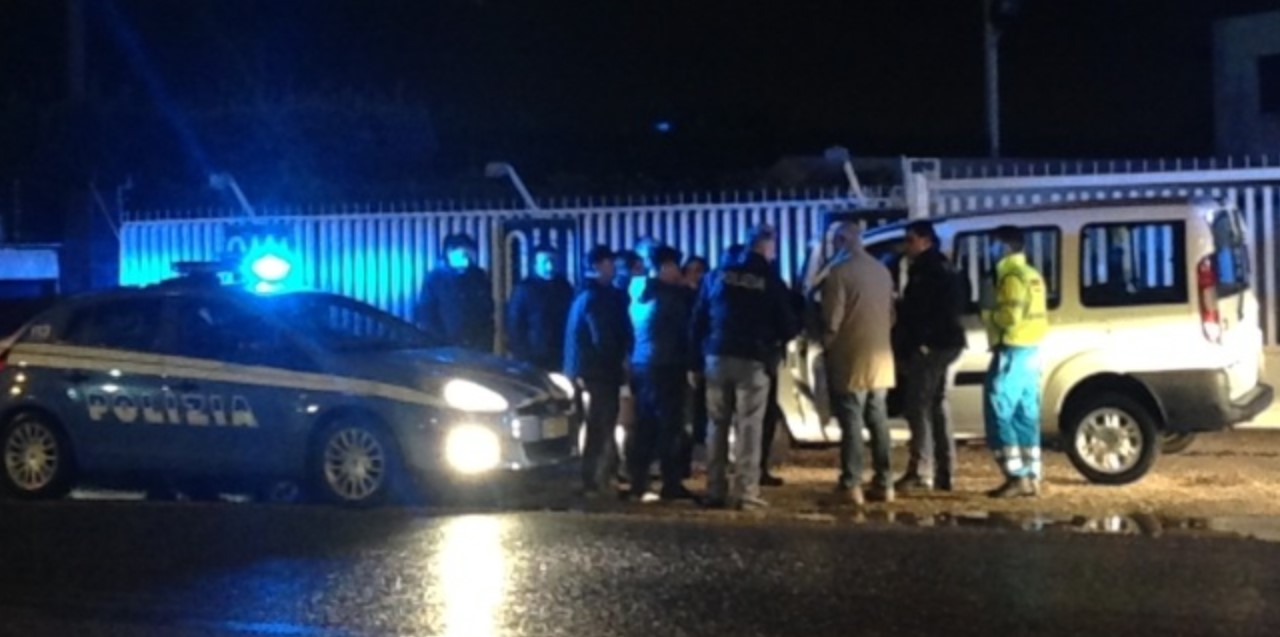 Malore alla guida, 57enne accosta l'auto e muore subito dopo 