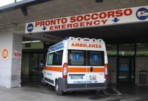 Dramma nel Napoletano, uomo muore schiacciato da un trattore