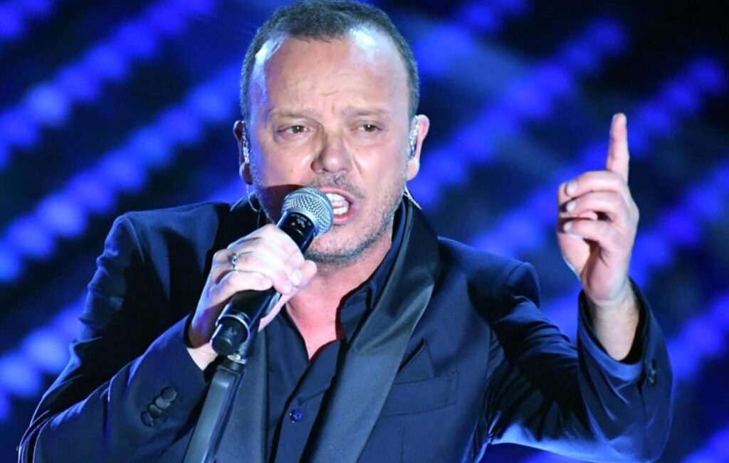 Gigi D'Alessio a La Radiazza risponde a tutte le critiche contro di lui