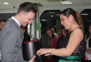 Giovanni muore fulminato a 25 anni davanti alla fidanzata, si doveva sposare tra un meseGiovanni muore fulminato a 25 anni davanti alla fidanzata, si doveva sposare tra un mese