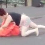 Giugliano, violenta lite a colpi di mazza da baseball in strada: protagoniste due donne 