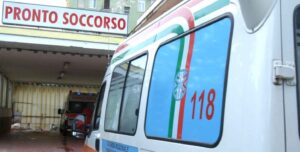 Dramma in provincia, malore in strada: muore poco dopo in ospedale 