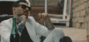 “T’aggio purtato na rosa” l’ultimo brano di Marco Calone vola sul web