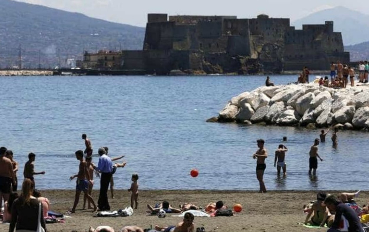 Previsioni meteo, dopo la neve arriva il caldo africano: temperature fino a 30 gradi 