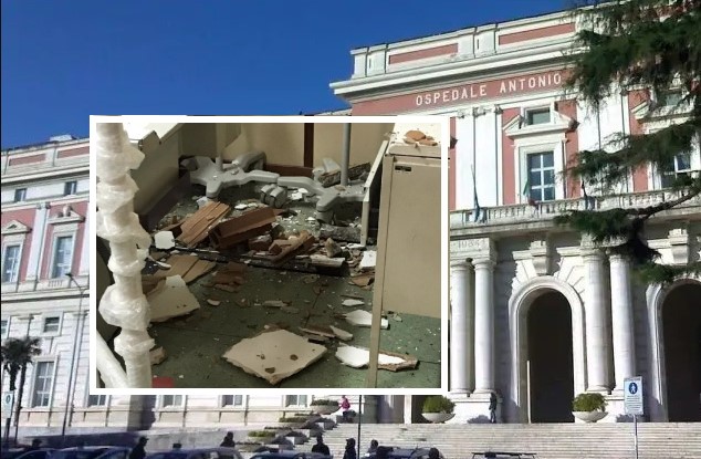 Cardarelli, crolla il soffitto nel reparto di Radiologia: paura tra i dipendenti