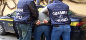 Blitz della Guardia di Finanza: 20 arresti nel clan Cesarano di Castellammare di Stabia