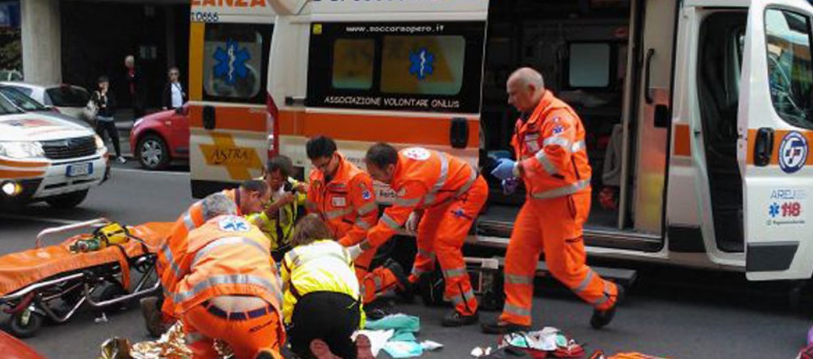 Scontro tra automobile e motorino a San Giuseppe Vesuviano, grave un 19enne 