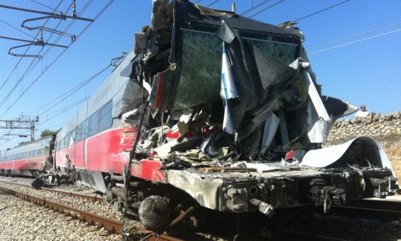 Allarme in Campania: tutti i treni a rischio 