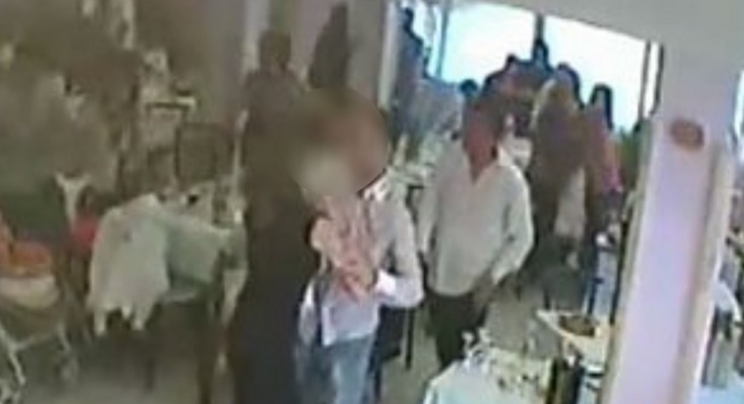 Scopre tradimento della nuora durante una festa di famiglia, scoppia il caos: è corsa ai numeri 